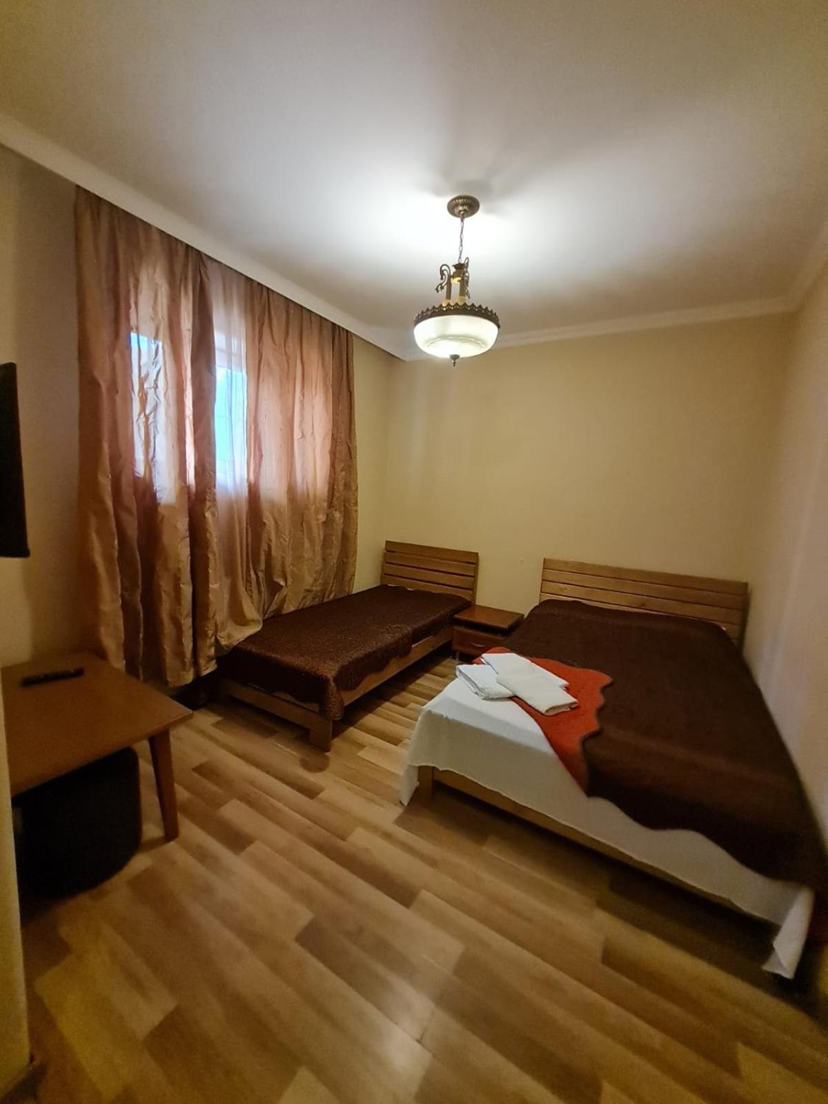 Piano Hotel Tbilisi Luaran gambar